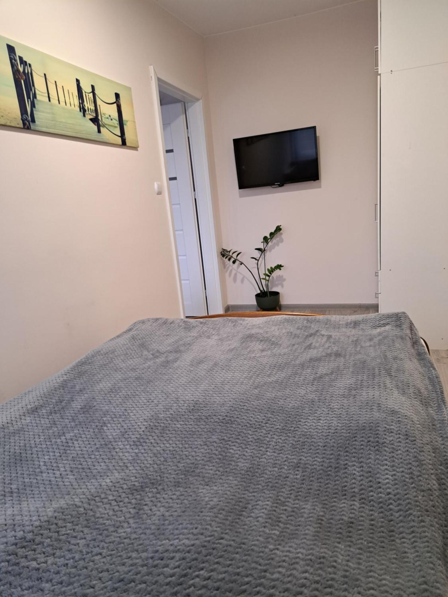 Pokoje Goscinne U Laury Rewal Bagian luar foto
