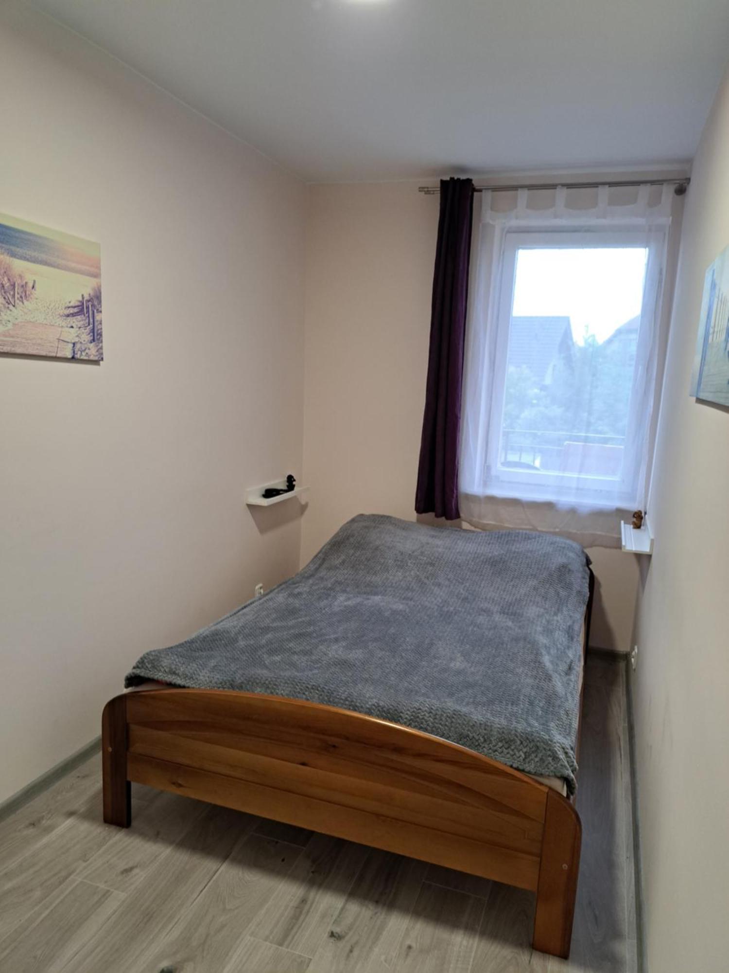 Pokoje Goscinne U Laury Rewal Bagian luar foto